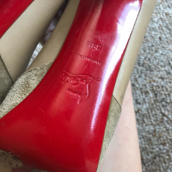 FINAL PRICE Authentic Louboutin Pumps - Picture 7 of 8